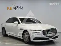 2021 Genesis G90