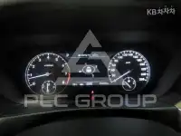 2021 Genesis G90