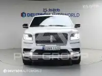 2021 Lincoln NAVIGATOR