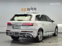 2021 Audi Q7