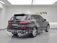 2021 Audi Q7