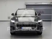 2021 Audi Q8