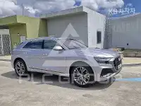 2021 Audi Q8