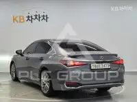 2021 Lexus ES