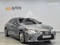 2021 Lexus ES