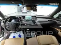 2021 Lexus ES