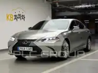 2021 Lexus ES