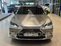 2021 Lexus ES