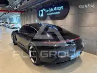 2021 Porsche Taycan