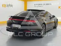 2021 Porsche Panamera