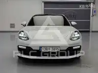 2021 Porsche Panamera