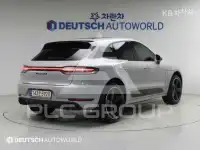 2021 Porsche Macan
