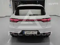2021 Porsche Macan