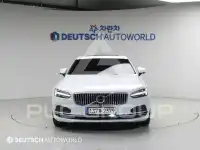 2021 Volvo S90