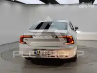 2021 Volvo S90