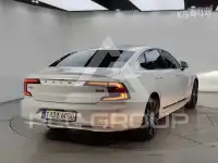 2021 Volvo S90