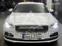2021 Volvo S90