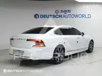 2021 Volvo S90