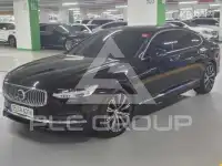 2021 Volvo S90