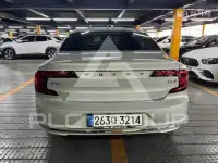 2021 Volvo S90