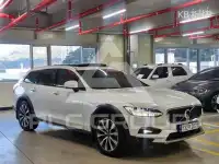 2021 Volvo V90