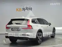 2021 Volvo V60