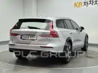 2021 Volvo V60