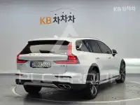 2021 Volvo V60