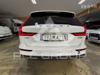 2021 Volvo V60