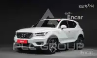 2021 Volvo XC40