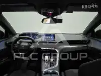 2021 Peugeot 5008