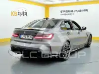 2022 BMW M1
