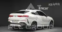 2022 BMW X6