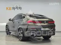 2022 BMW X6