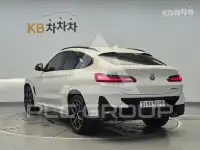 2022 BMW X4