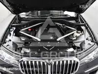 2022 BMW X7