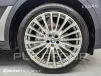 2022 BMW X7
