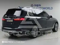 2022 BMW X7