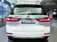 2022 BMW X7