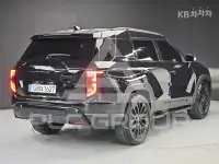 2022 KG Mobility Torres
