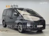 2022 Hyundai Staria