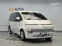 2022 Hyundai Staria