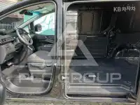 2022 Hyundai Staria