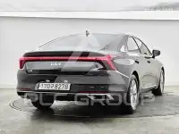 2022 KIA K8