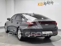 2022 KIA K8