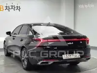 2022 KIA K8