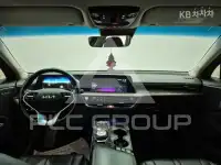 2022 KIA K8