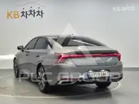 2022 KIA K8