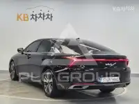 2022 KIA K8