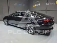 2022 KIA K8